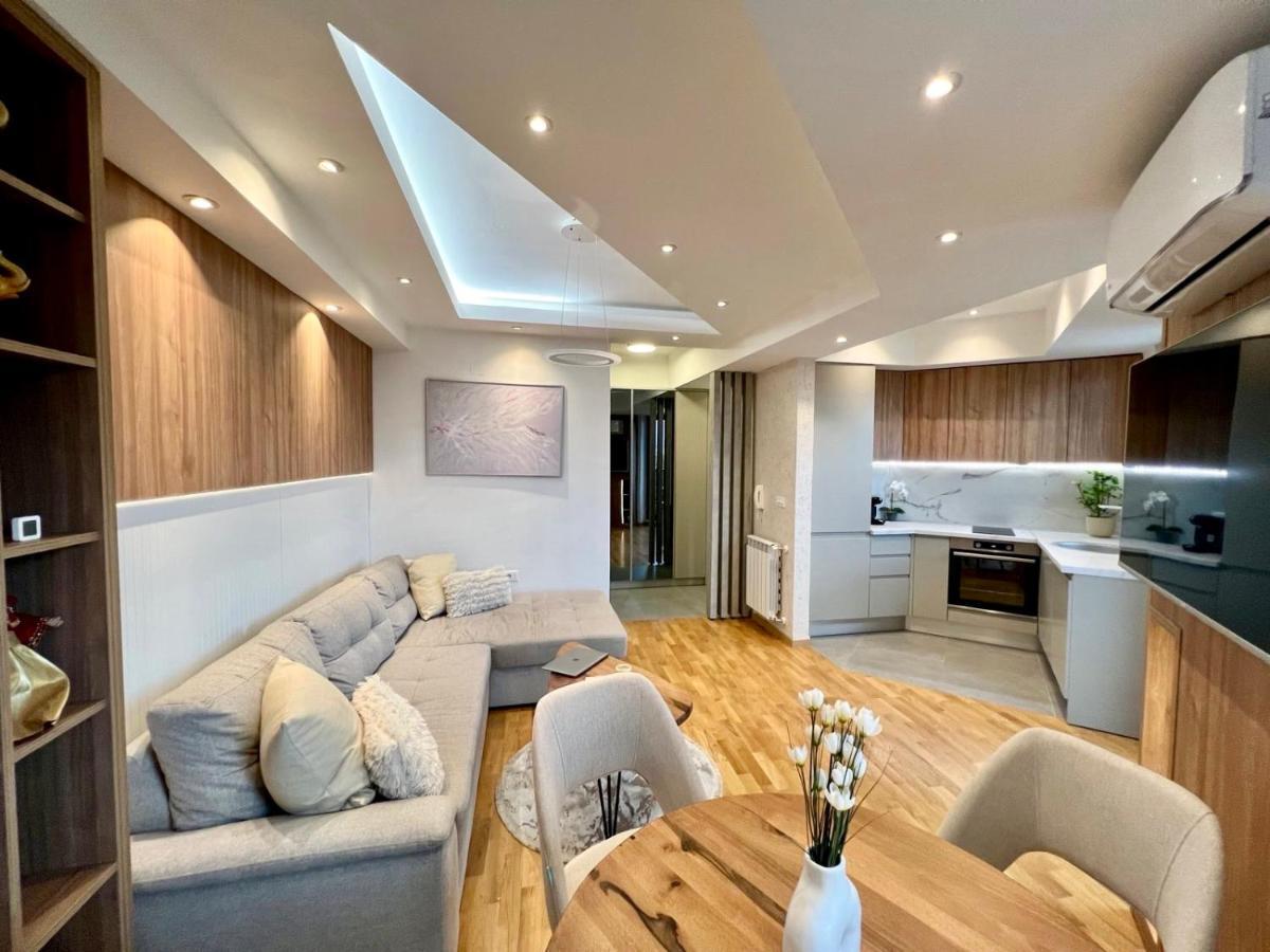 Maria'S Elite Luxury Apartment Üsküp Dış mekan fotoğraf