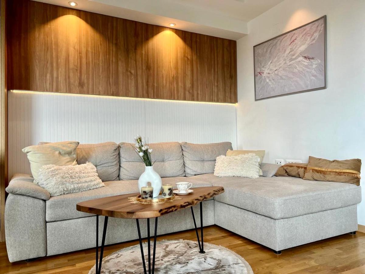 Maria'S Elite Luxury Apartment Üsküp Dış mekan fotoğraf