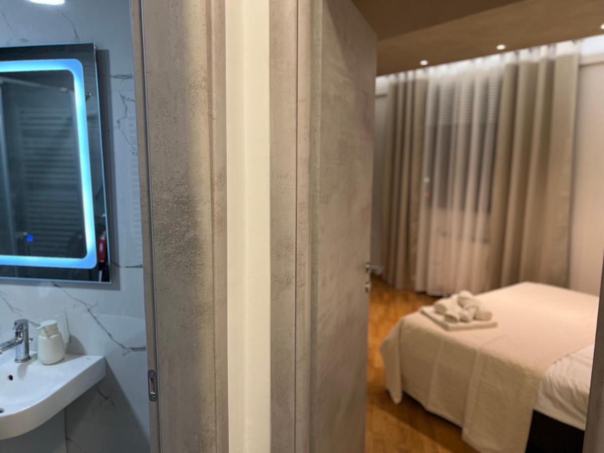 Maria'S Elite Luxury Apartment Üsküp Dış mekan fotoğraf