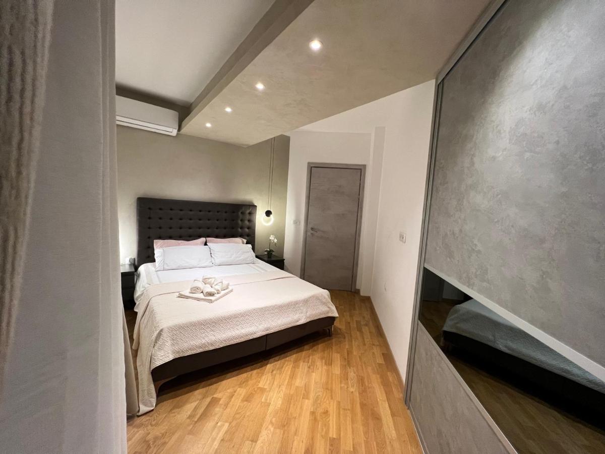 Maria'S Elite Luxury Apartment Üsküp Dış mekan fotoğraf
